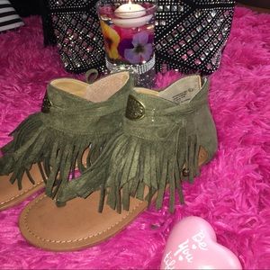 💗Not Rated Fringe Sandle💗